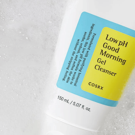 Gel nettoyant à faible pH de la marque COSRX
